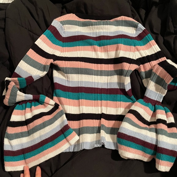 Forever 21 Bell Sleeve Shirt - Picture 3 of 5